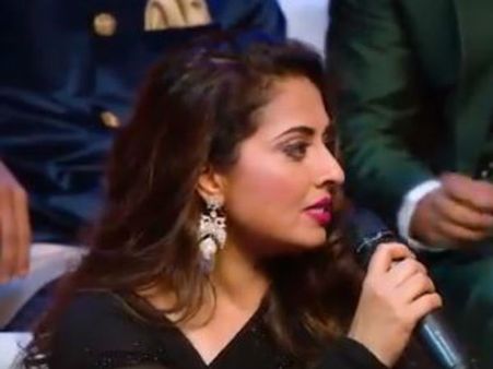 பிக் பாஸ் ஃபினாலேவில் மும்தாஜ், நித்யா இடையே மோதல்: காரணம் ஆர்மி