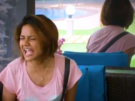 ஹேர்கட் பண்ணா ஓவியா ஆகிவிட முடியுமா ஐஸ்வர்யா?: அதுக்கு எல்லாம்...