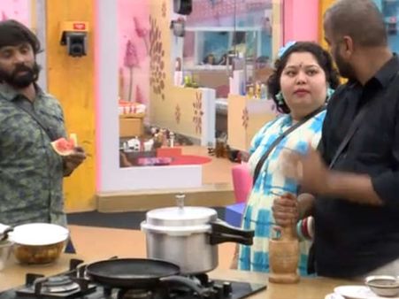 பாலாஜியை பார்த்து நறுக்குன்னு ஒரு கேள்வி கேட்ட ஆர்த்தி: என்ன கேள்வி தெரியுமா?