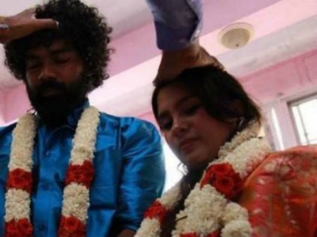 பிக் பாஸ் வீட்டிற்கு வந்த காதலியை மணந்த டேனி: ஆனால் கல்யாணம் தான்...