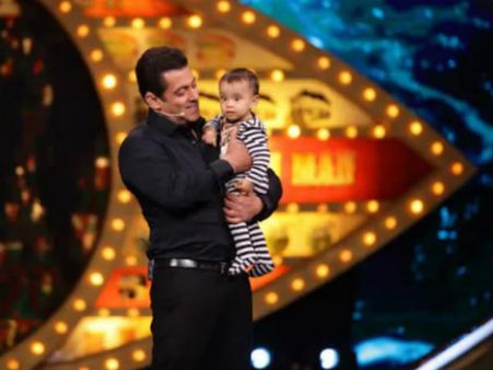 பட டீஸர் அளவுக்கு தாறுமாறா வைரலான சல்மான் கானின் 'பர்சனல்' வீடியோ