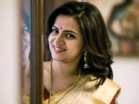 பாத்துட்டேன், நான் பாத்துட்டேன்: துள்ளிக் குதிக்கும் டிடி