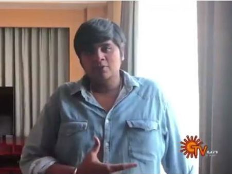 “சீக்கிரமே வர்றோம்.. கொண்டாடலாம்”.. ‘பேட்ட’ குறித்து கார்த்திக் சுப்புராஜ் சொல்லும் சீக்ரெட்!