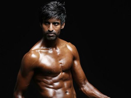 இன்று 'டாக் ஆப் தி டவுன்' ரஜினியோ, சிவாவோ அல்ல: நம்ம சூரி