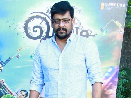 “ப்ளீஸ் என்னை கூண்டில் அடைத்து விடாதீர்கள்..” கெஞ்சிக் கேட்கும் நடிகர் விதார்த்!