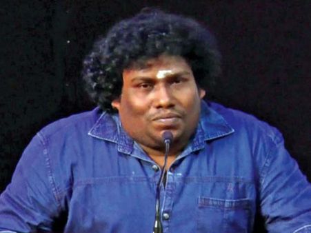 Exclusive: 'மெட்ராசில் ஒரு மெஸ்ஸி'... இயக்குநராகும் ஆர்.கே.சுரேஷ்.. ஹீரோ நம்ம யோகி பாபு!