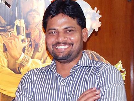 ஆறு ஹீரோ.. ஆறு கதை… மாஸாக களமிறங்கும் சிம்புதேவன்: அப்போ ஹீரோயின்ஸும் ஆறா?