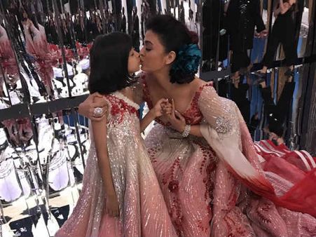 கலாய்த்தால் பயந்துவிடுவேனா?: மறுபடியும் அதையே செய்த ஐஸ்வர்யா ராய்