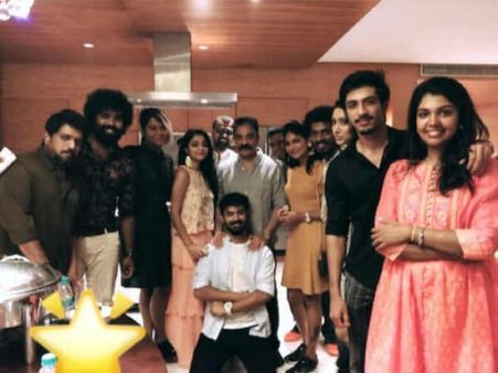 செம்ம பார்ட்டி, செம்ம செல்பி: பிக்பாஸ் போட்டியாளர்களுக்கு கமல் கொடுத்த பார்ட்டி