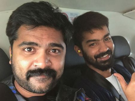 ”சிம்புவைப் பார்த்துதான் நான் சினிமாவுக்கே வந்தேன்”: லவ்வர் பாய் மகத்