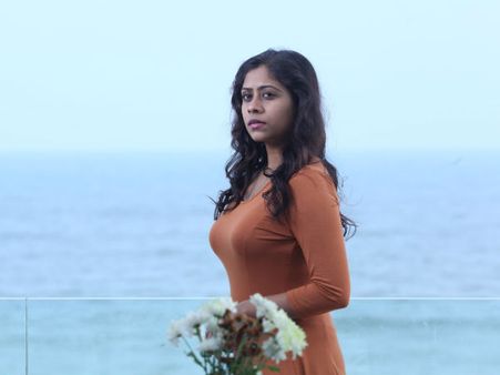 சுரேஷ் கோபி ரீல் மகளின் கனவை நிறைவேற்றிய இயக்குனர் சுசீந்திரன்!