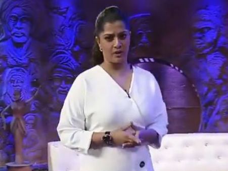 விஷாலை அடுத்து டிவிக்கு வரும் வரலட்சுமி: அவுக சன், இவுக ஜெயா டிவி