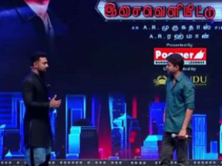 தளபதி அல்ல நான் தல ரசிகன்: சொல்வது சர்கார் விழாவை தொகுத்து வழங்கிய பிரசன்னா