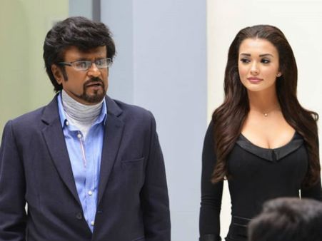 “மைண்ட் புளோயிங்.. சூப்பரோ சூப்பர்.. மாஸ்டர் பீஸ்”.. #2.0 டிவிட்டர் விமர்சனம்!