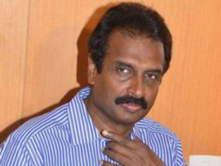 முதலில் சர்கார்.. இப்போது விஸ்வாசம்.. அருண் பாண்டியனின் அதிரடி!