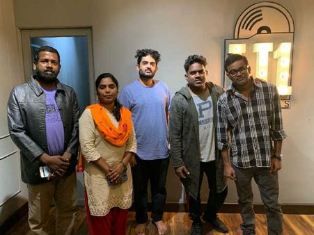 போட்ரா வெடிய, அடிடா மேளத்தை: சூர்யா ரசிகர்கள் ஹேப்பி அண்ணாச்சி