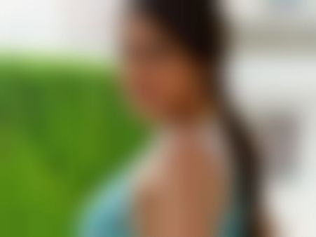 டேமேஜான இமேஜ், குறையும் பட வாய்ப்பு: அட்ஜெஸ்ட் செய்ய டான்ஸ் நடிகை முடிவு