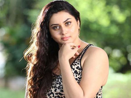 எத்தனையோ நடிகைகள் ஏங்கிக் கிடக்க நமீதாவுக்கு அடித்த ஜாக்பாட்