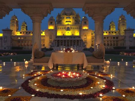 அடேங்கப்பா, ப்ரியங்கா திருமணம் நடக்கும் அரண்மனையின் ஒரு நாள் வாடகையே ரூ. 43 லட்சமாமே