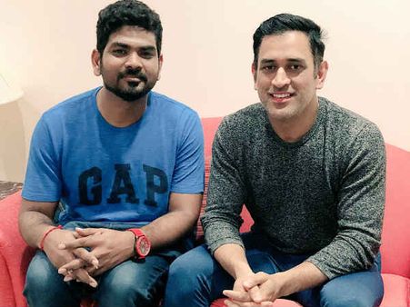 ஏன் விக்னேஷ் சிவன், தோனி நல்லா இருப்பது உங்களுக்கு பிடிக்கவில்லையா?