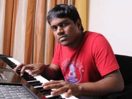 புதுப்பேட்டைக்கு மியூசிக் வீடியோ… புதிய திட்டத்தில் யுவன் ஷங்கர் ராஜா!