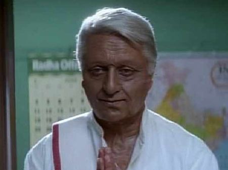 இந்தியன் 2... 'தாத்தா' கெட்டப்பை பார்த்து மிரண்டுபோன படக்குழு!