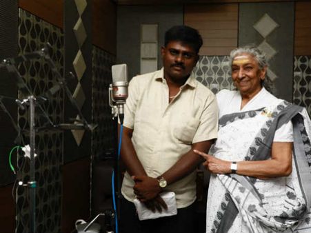 அடம் பிடித்த படக்குழு.. “பண்ணாடி’க்காக தனது முடிவை மாற்றிக் கொண்ட தி கிரேட் ஜானகியம்மா!