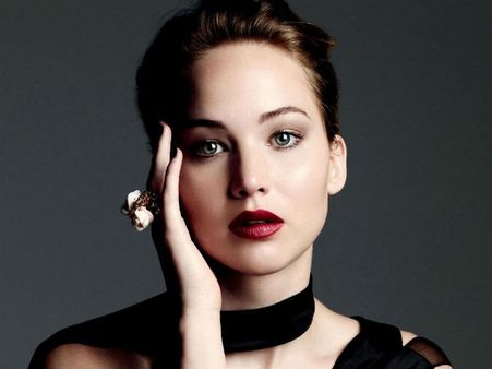 தயாரிப்பாளருடன் உறவு கொண்டதால் பெரிய ஆள் ஆனேனா?: நடிகை விளக்கம்