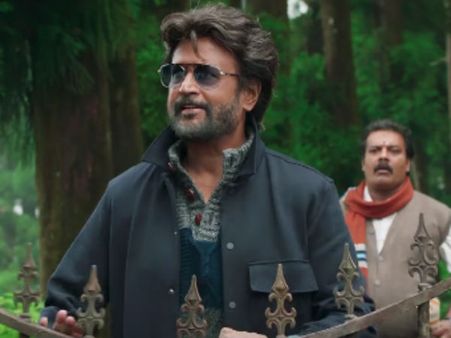 Petta Trailer: கொல காண்டுல இருக்கேன் கொல்லாம விட மாட்டேன், மாஸ் காட்டும் ரஜினி