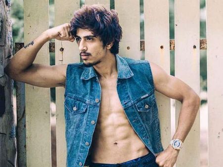 ஷாரிக்கை ஏன் ஹீரோவாக்கினேன்?: உக்ரம் பட இயக்குனர் விளக்கம்