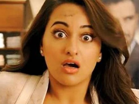 அமேசானில் ஹெட்போன் ஆர்டர் செய்த நடிகை சோனாக்ஷிக்கு என்ன வந்துச்சு தெரியுமா?