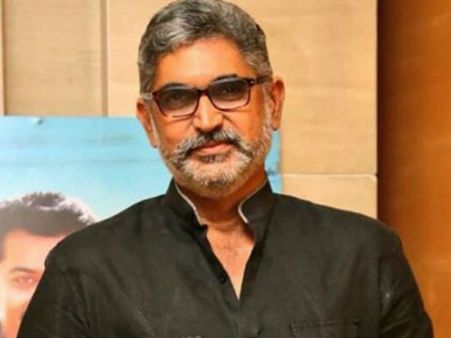 “ரஜினியும் கமலும் என்னை சந்திக்க விரும்பவில்லை”... நடிகர் சுரேஷ் மேனன் வேதனை !