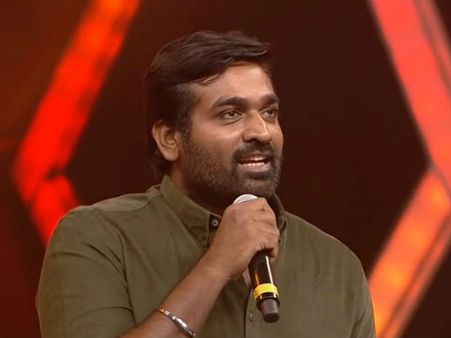 #Petta ரஜினியை எதிர்த்தாதான் பெரிய ஆள் ஆக முடியும்.. கரகோஷம் அள்ளிய விஜய்சேதுபதி!