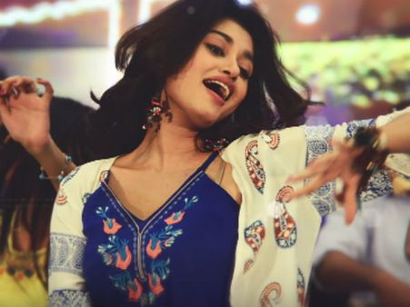 புத்தாண்டுக்கு சிம்பு, ஓவியா கொடுத்த பீர் பிரியாணி விருந்து #BeerBiryani