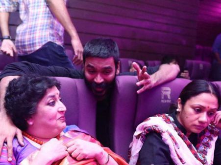 அத்தையுடன் தியேட்டரில் #Petta பார்த்த தனுஷ்: மாமா தரமான சம்பவம் செஞ்சிட்டாராம்