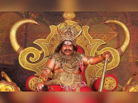 'தர்மபிரபு'வுக்காக யோகி பாபு எடுத்த அதிரடி முடிவு... புகழ்ந்து தள்ளும் படக்குழு!