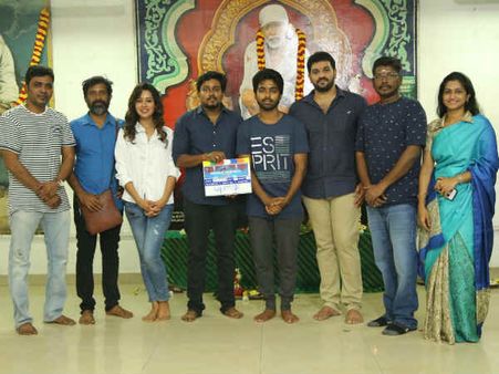 இன்று விஜய் மட்டும் அல்ல ஜி.வி. பிரகாஷ் படத்திற்கும் பூஜை: ஹீரோயின் ரைசா