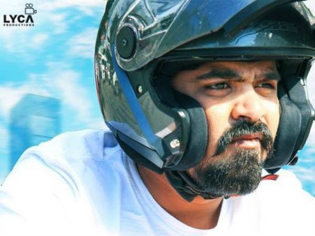 சென்சாருக்கு போயிட்டு அப்படியே திரும்பி வந்த வந்தா ராஜாவாதான் வருவேன் #VRV