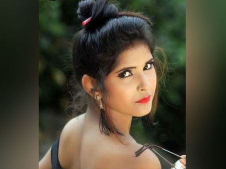 பாலத்திற்கு அடியில் பிணமாகக் கிடந்த பிரபல நடிகை: கொலையா?