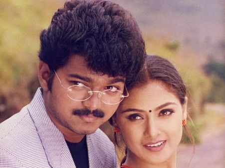 இந்த படம் பார்த்து விஜய் சிரித்தால் சிரித்து, அழுதால் அழுது, ஆடினால் ஆடியது எத்தனை பேர்?