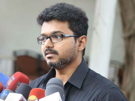 'என் சார்பாக யாரும் பேச வேண்டாம்'... விஜய் அதிரடி அறிவிப்பு!