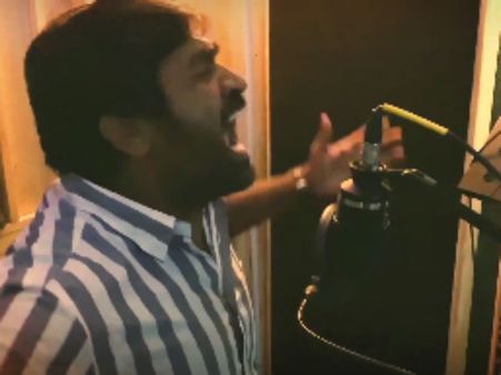 இஸ்பேட் ராஜாவும் இதய ராணியும்.. ஹரீஷ் படப் பாடலில் விஜய் சேதுபதியின் சர்ப்ரைஸ்!