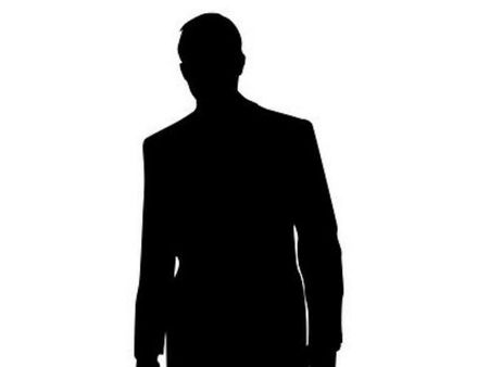 பணத்திற்காக அரசியல் கட்சிகளுக்கு விளம்பரம் செய்ய ஒப்புக் கொண்ட நடிகர்கள், பாடகர்கள்