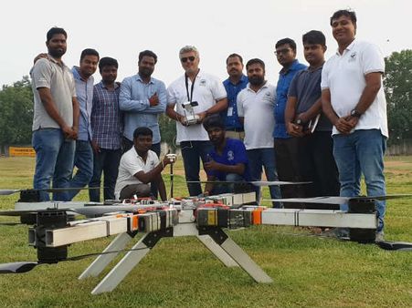 டிரோன் ஒலிம்பிக் போட்டியில் 3 பரிசுகள் வென்ற தக்ஷா குழு: தல ரசிகர்கள் ஹேப்பி