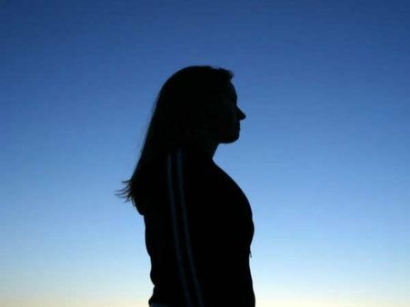 எல்லாமே பொய்யா?: அவசரப்பட்டு பேட்டி கொடுத்து வசமாக சிக்கிய நடிகை