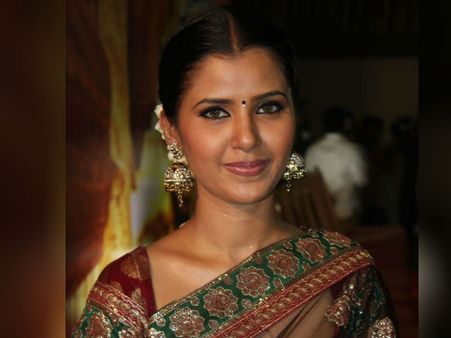 Exclusive: குஷ்பு டீம் என்னை ஏமாற்றிவிட்டது.. கொந்தளிக்கும் லட்சுமி ஸ்டோர்ஸ் நடிகை நந்திதா ஜெனிபர்!