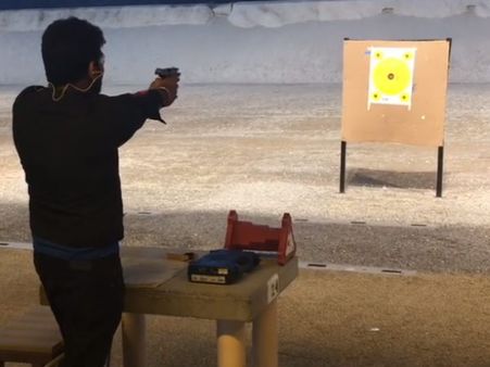 புல்வாமா தாக்குதல்: ஓவரா சீன் போட்டு வாங்கிக் கட்டிக் கொண்ட நயன் காதலர்!