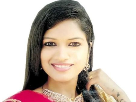 ஆடம்பரமாக வாழ ஆசைப்பட்டார்.. திட்டினேன்.. தற்கொலை செய்து கொண்ட நடிகையின் காதலர் பரபரப்பு வாக்குமூலம்