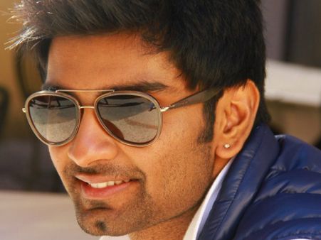 கார்த்திக் சுப்புராஜ் படத்தில் ஹீரோவாக நடிக்கும் அதர்வா!