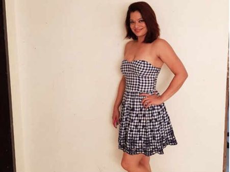 குடித்துவிட்டு அடிக்கிறார், கொலை மிரட்டல் விடுக்கிறார்: கணவர் மீது நடிகை புகார்